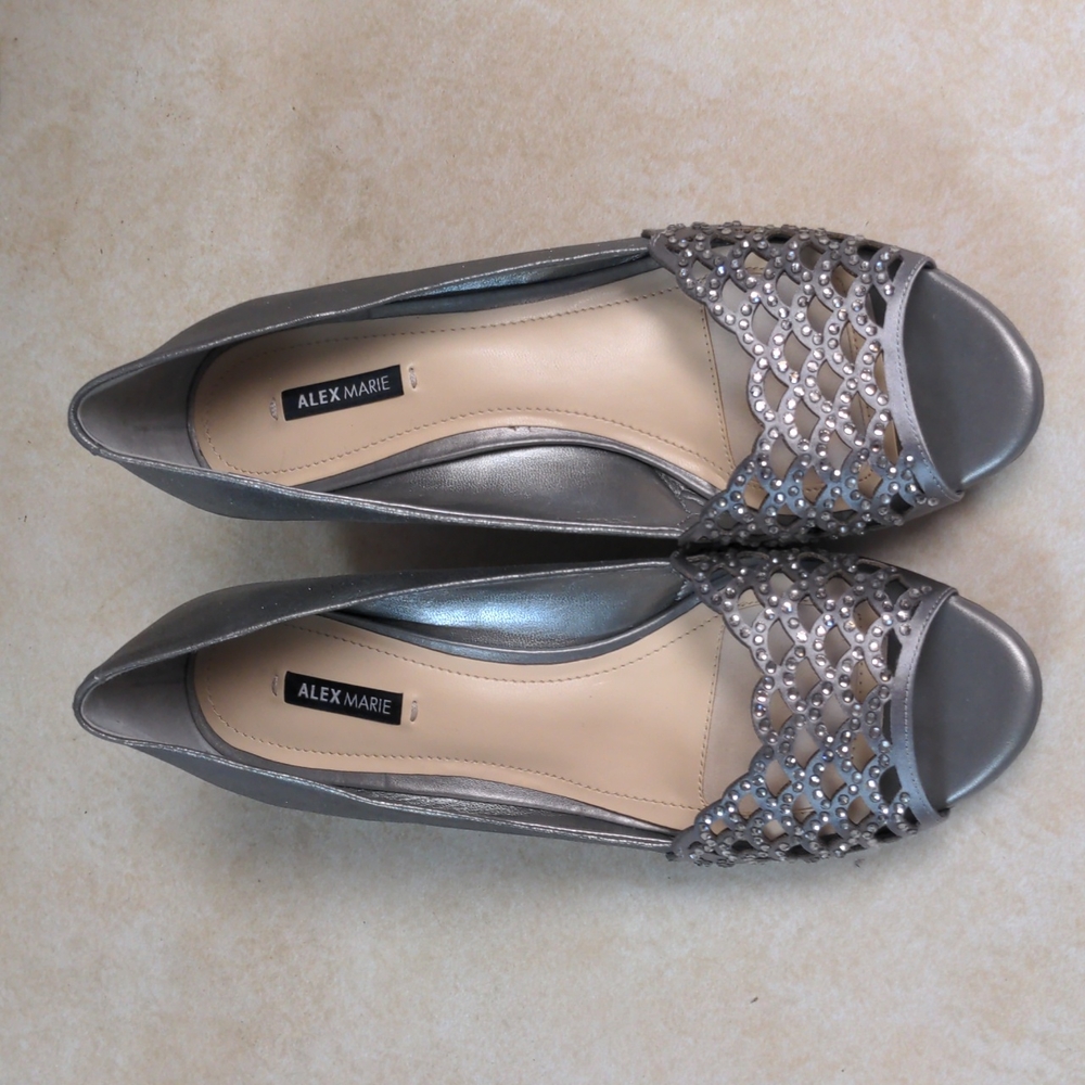 Silver/pewter size 8 heels